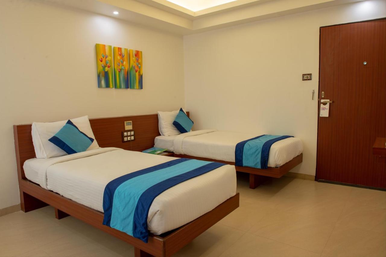 Monarch Montvert Pune Exterior photo