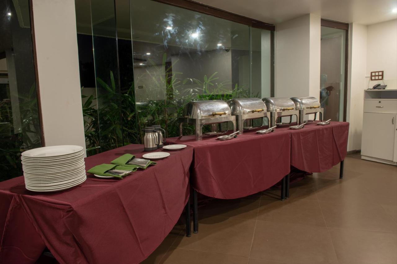 Monarch Montvert Pune Exterior photo